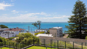 Luxury Escape Sundeck Shoal Bay